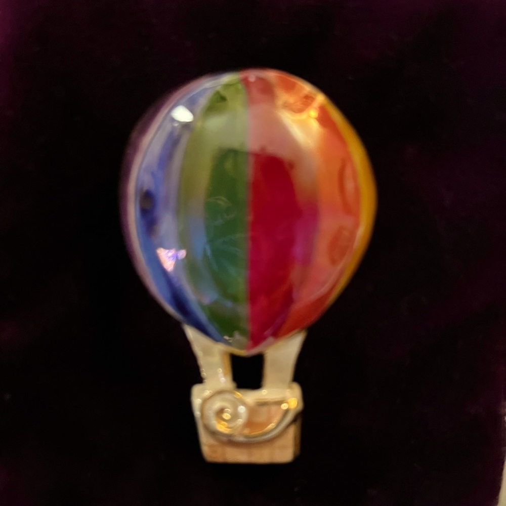 Brooch Artisan arts festival hot air balloon. Colorful